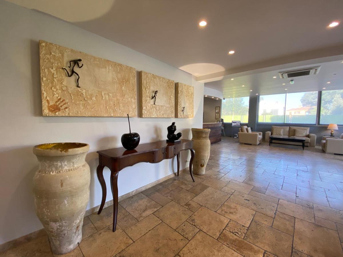 Hotel La Lagune Lucciana  Bagian luar foto