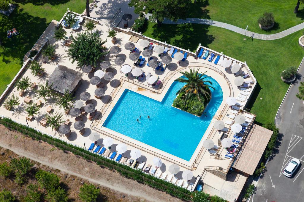 Hotel La Lagune Lucciana  Bagian luar foto